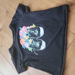 BOGO Girls 10-12 Old Navy Black Tshirt with Converse style sneaker and floral
